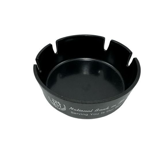 Vintage USA Advertising Ashtray- The 1st National‎ Bank in Madison black plastic - Picture 6 of 6